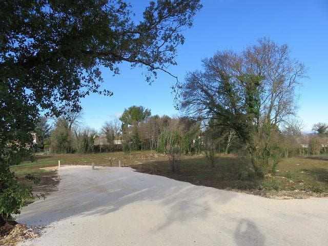 Land w Sainte-Anastasie